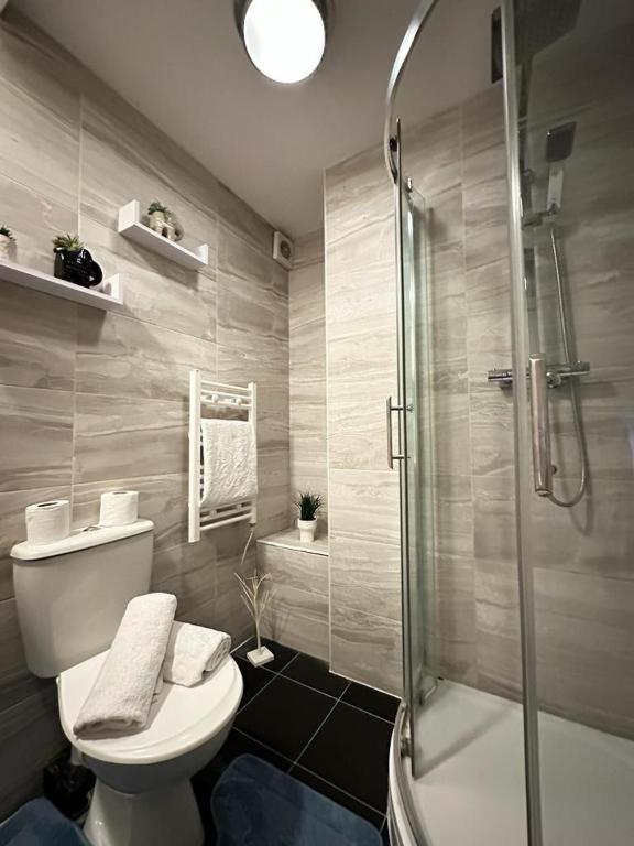 Beautiful Apartment In Sussex Gardens Лондон Екстериор снимка